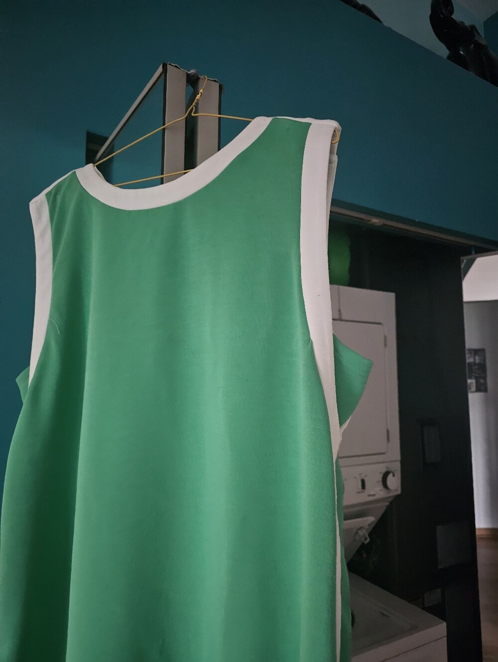 Entro Bright Green Sleeveless Maxi Dress with White Trim - Picture 4 of 5